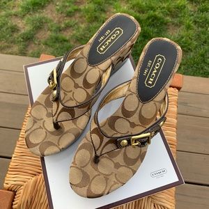 VINTAGE COACH WEDGE FLIP FLOPS